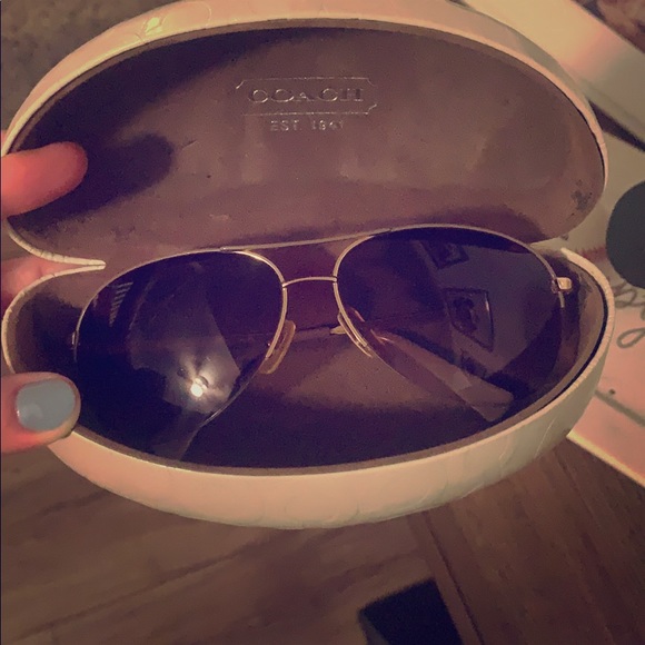 Coach Aviator Sunglasses - Picture 1 of 4